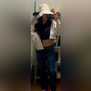 Agolde 90s cut jeans size 27 dark wash from aritzia